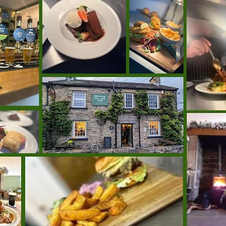 Redmire Village Pub エクステリア 写真